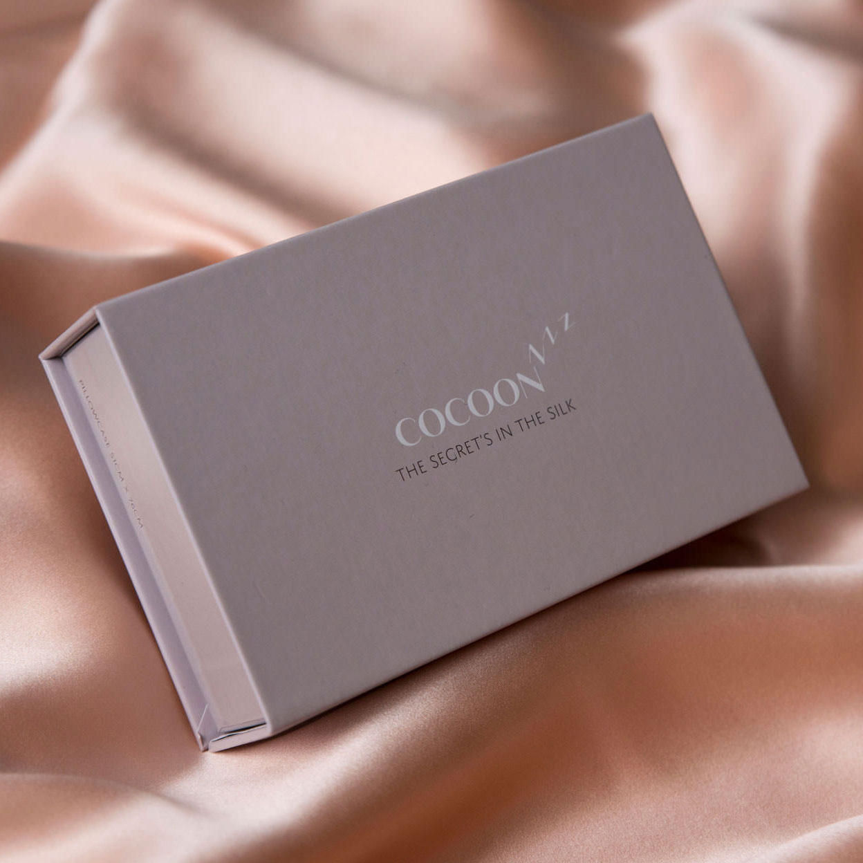 Cocoonzzz Silk Pillowcase Pink
