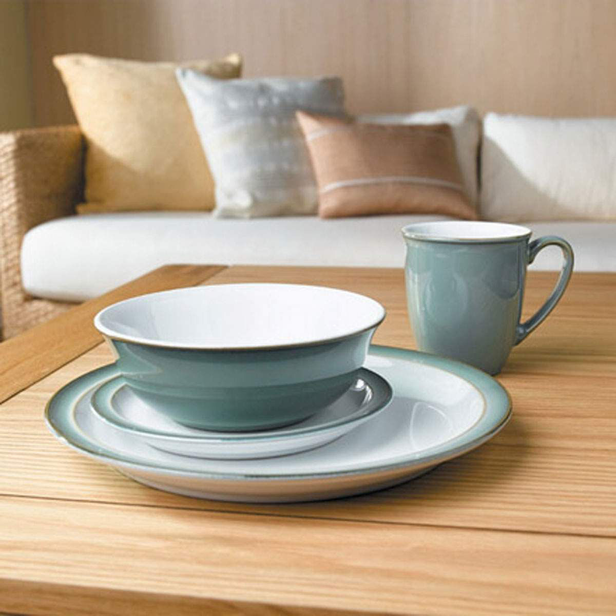 Regency Green 16-Piece Dinner Set