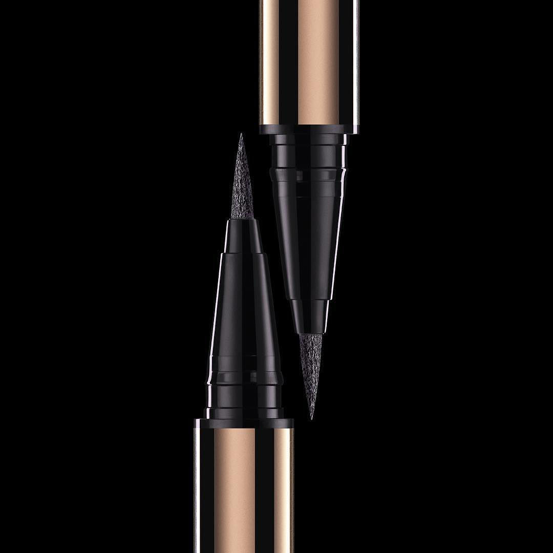 Voyeur waterproof Liquid liner