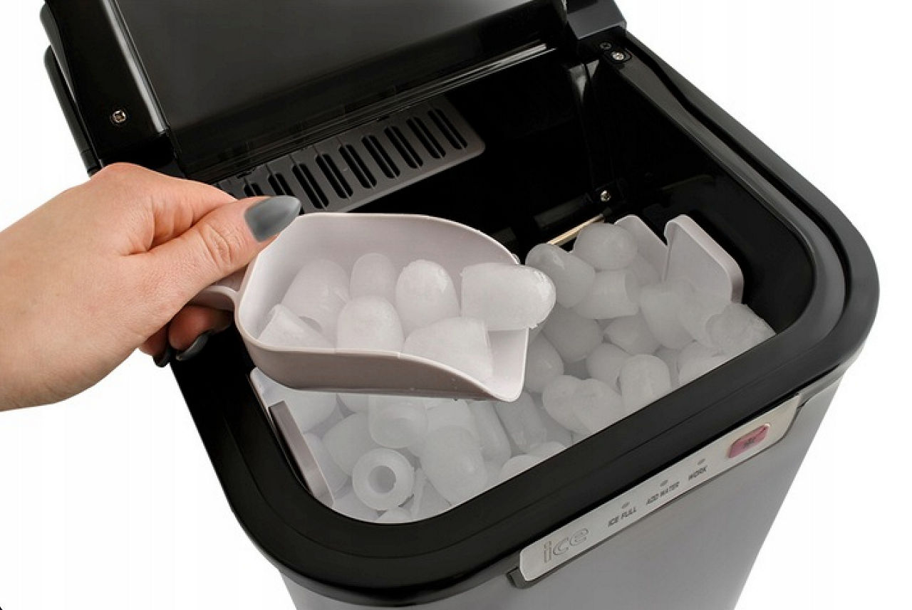 Ice Cube Maker