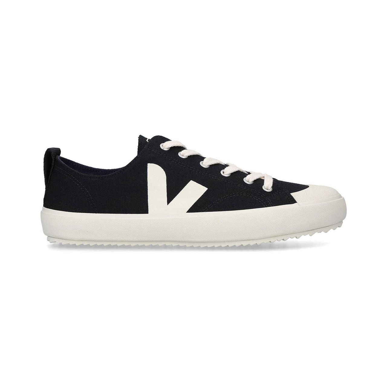 Nova Low-Top Canvas Trainers preview