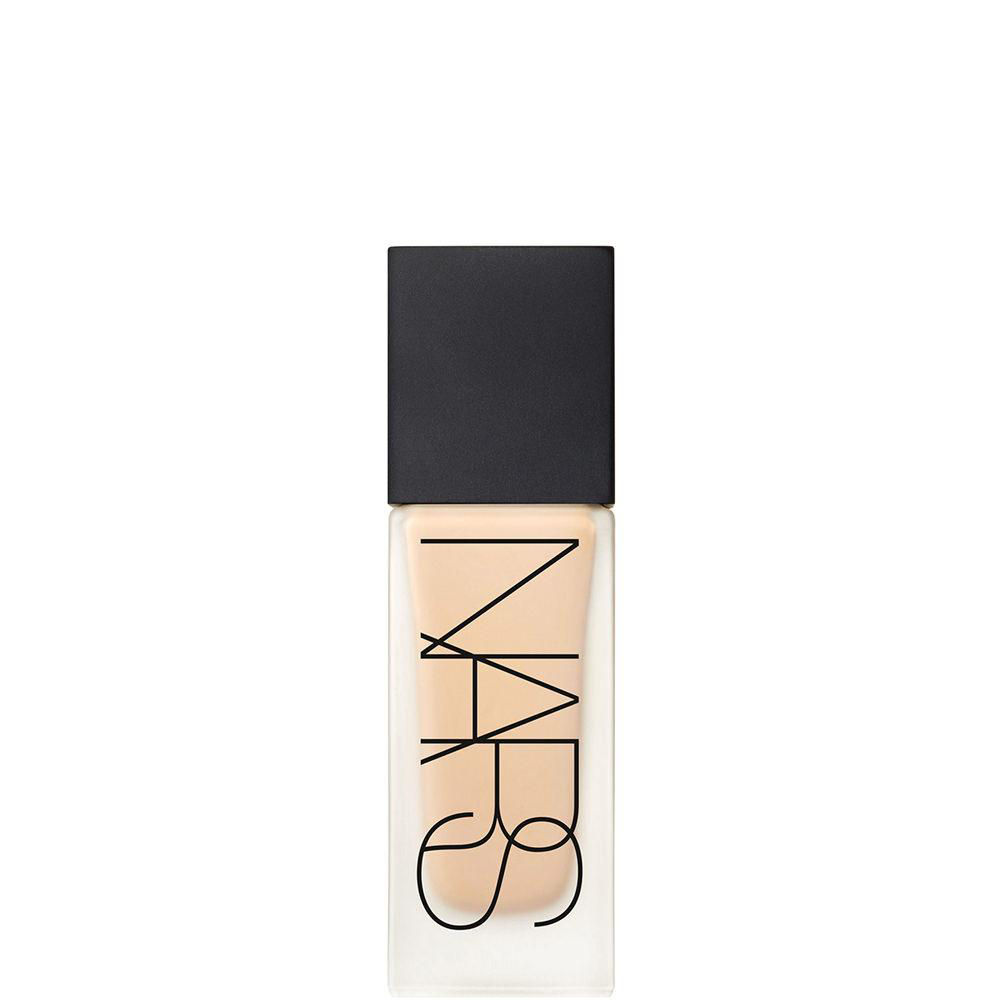 Luminous Weightless Foundation