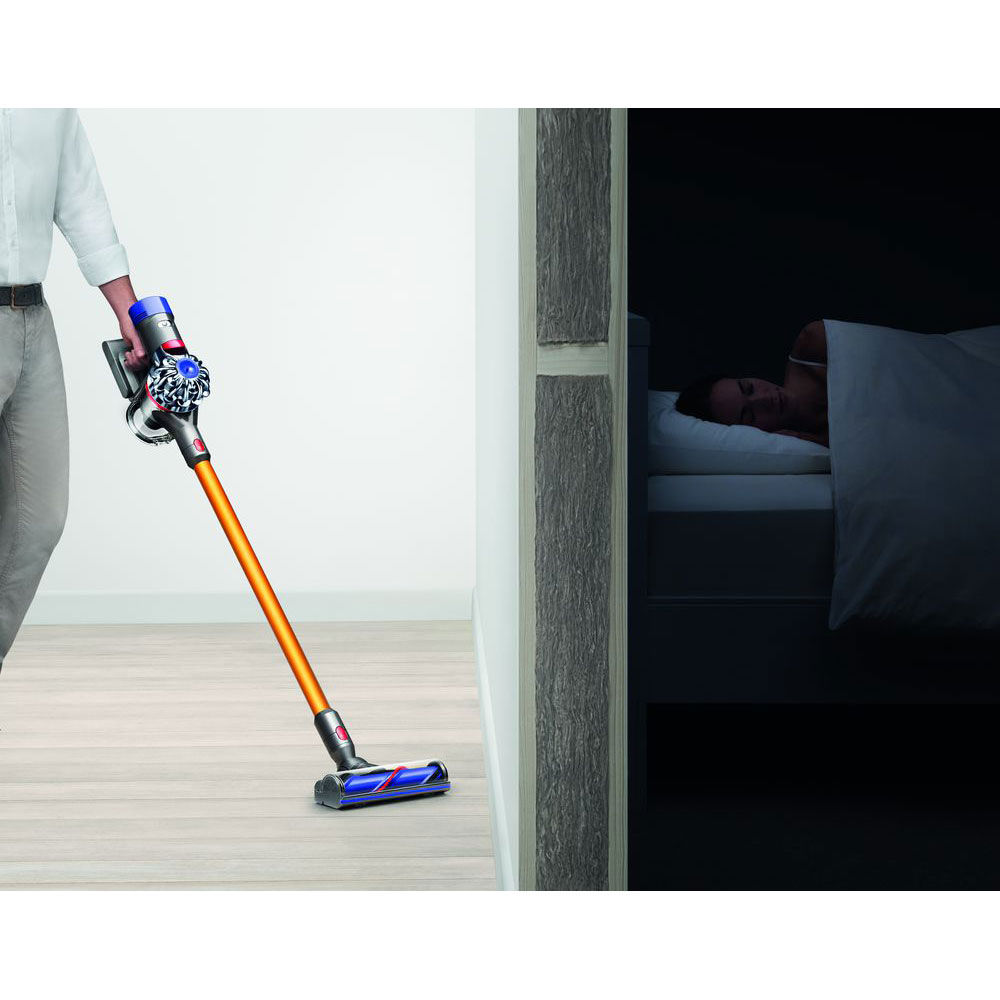 V8 Absolute Vacuum Cleaner
