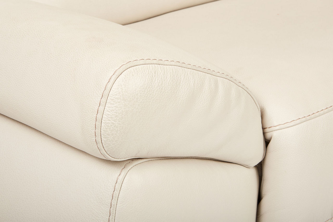 Levana S Sofa, Montana Angora