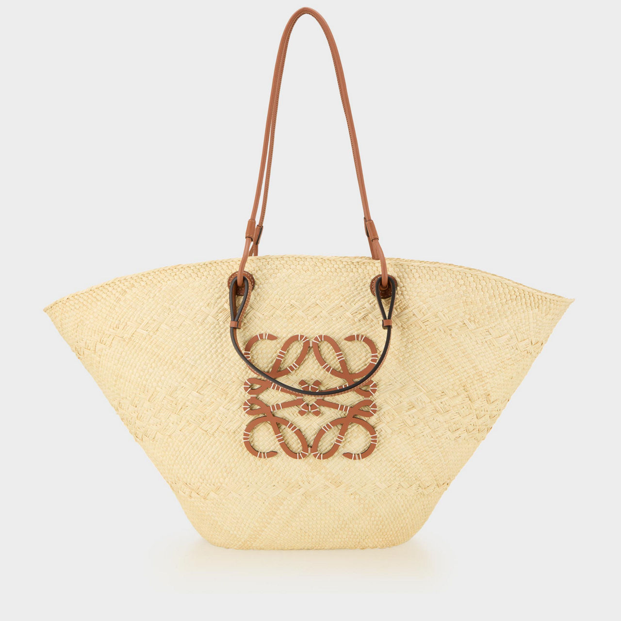 Anagram Logo Palm Iraca Large Basket Bag