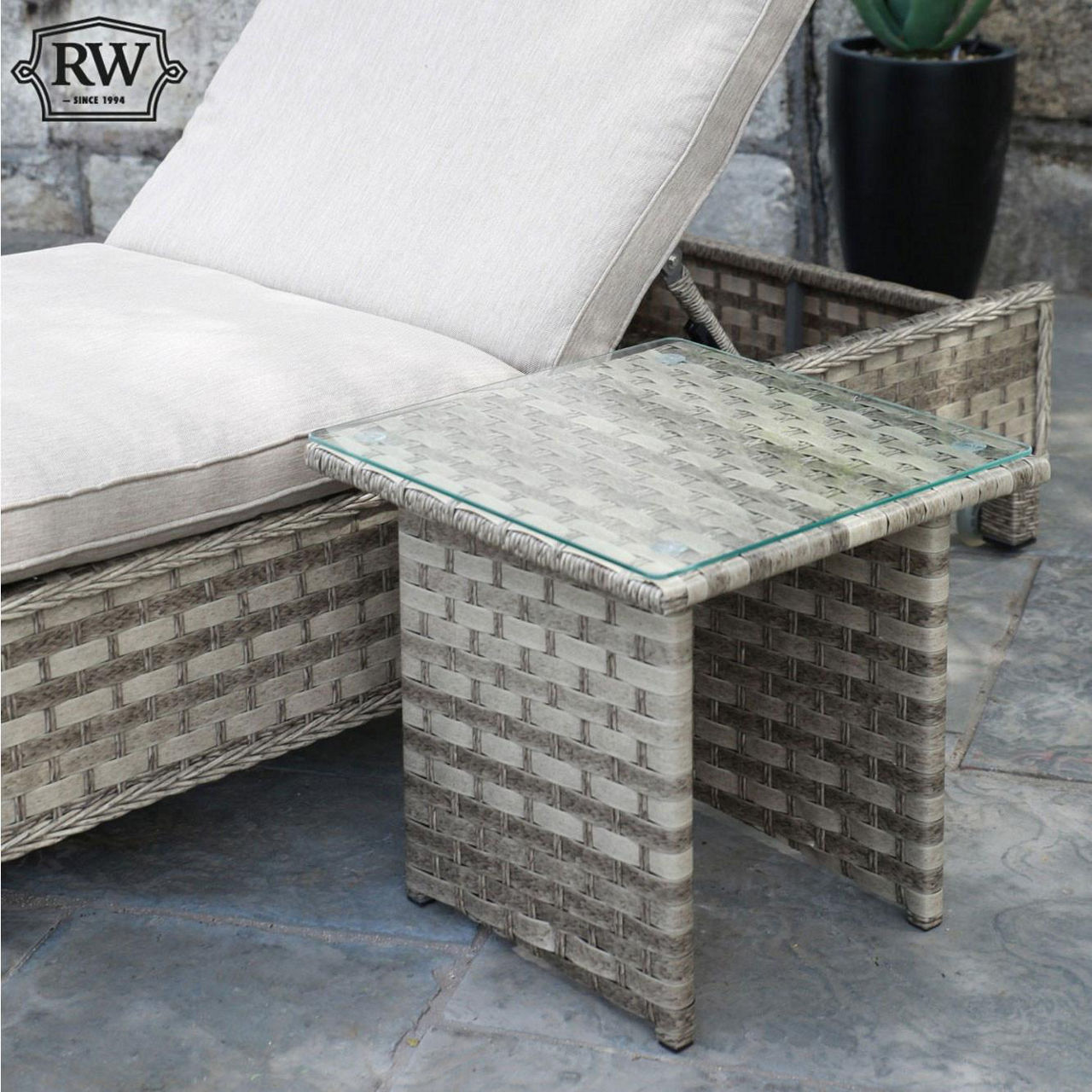 Hampton Sun Lounger & Table Set