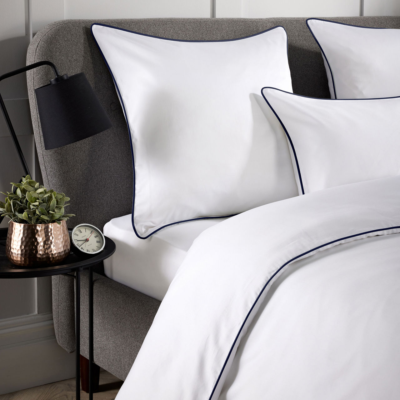 400 Thread Count Piped Square Pillowcase Navy 400 Thread Count Piped Square Pillowcase Navy