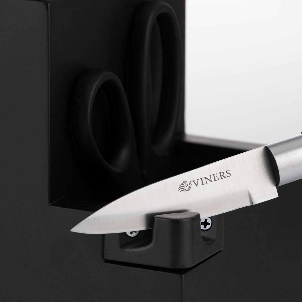 9 Piece Knife Block Set & Sharpener