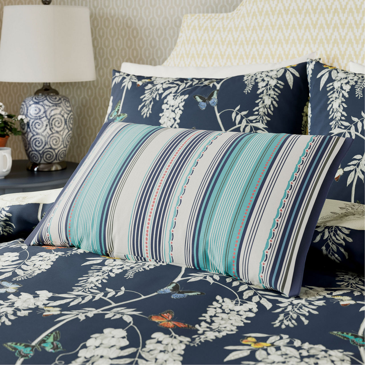 Wisteria & Butterfly Duvet Cover Set Wisteria & Butterfly Duvet Cover Set