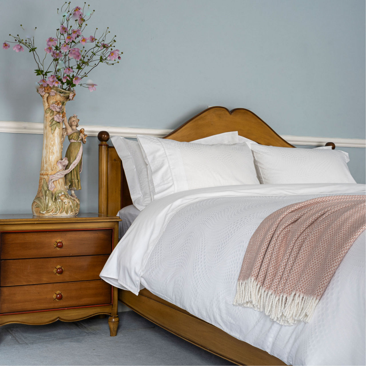 Alessa Fitted Sheet Alessa Fitted Sheet