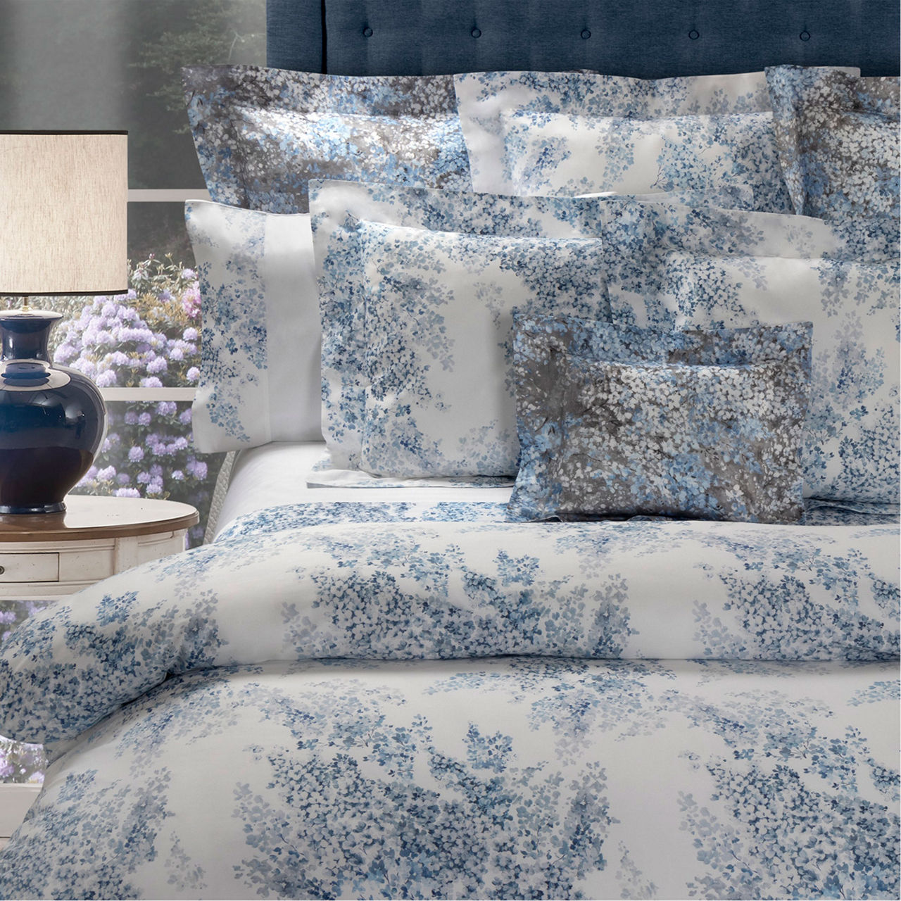 Glicine Boudoir Cushion Cover Glicine Boudoir Cushion Cover