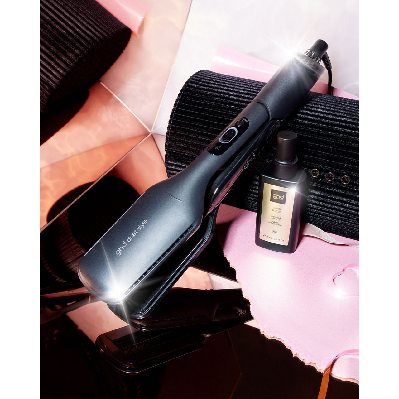 Duet Style Festive Gift Set - Hot Air Styler Duet Style Festive Gift Set - Hot Air Styler