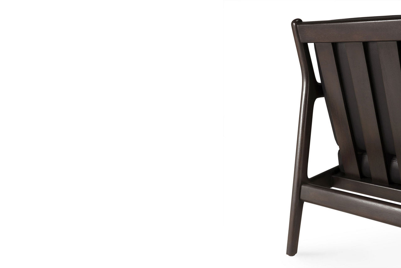 Jack Lounge Chair Mahogany Dark Brown with Black Leather