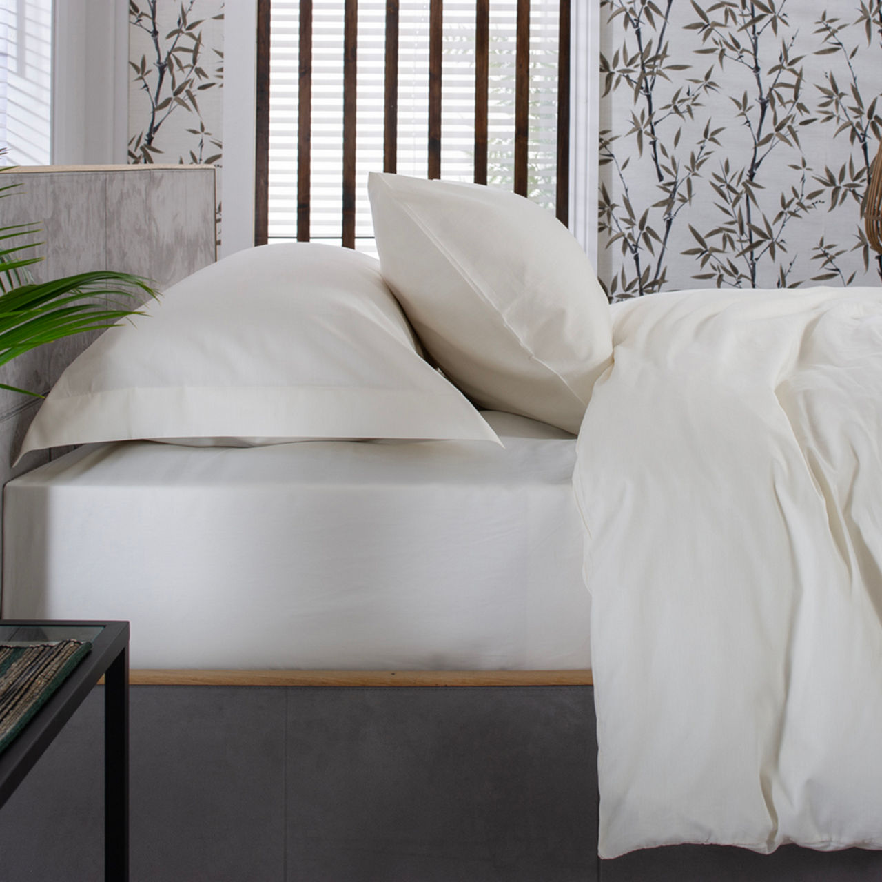 400 Thread Count Cotton Fitted Sheet Ecru