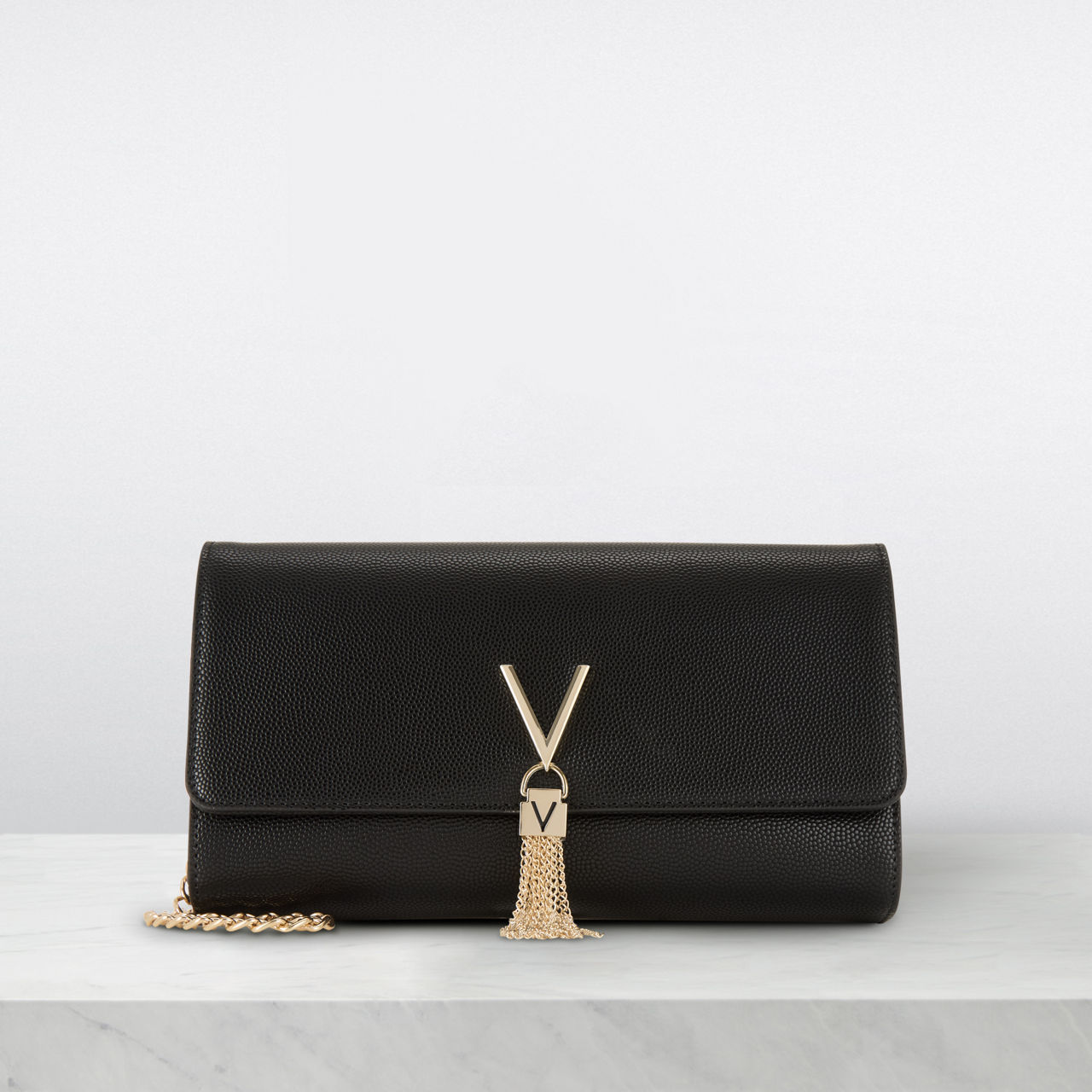 Divina V-Logo Clutch