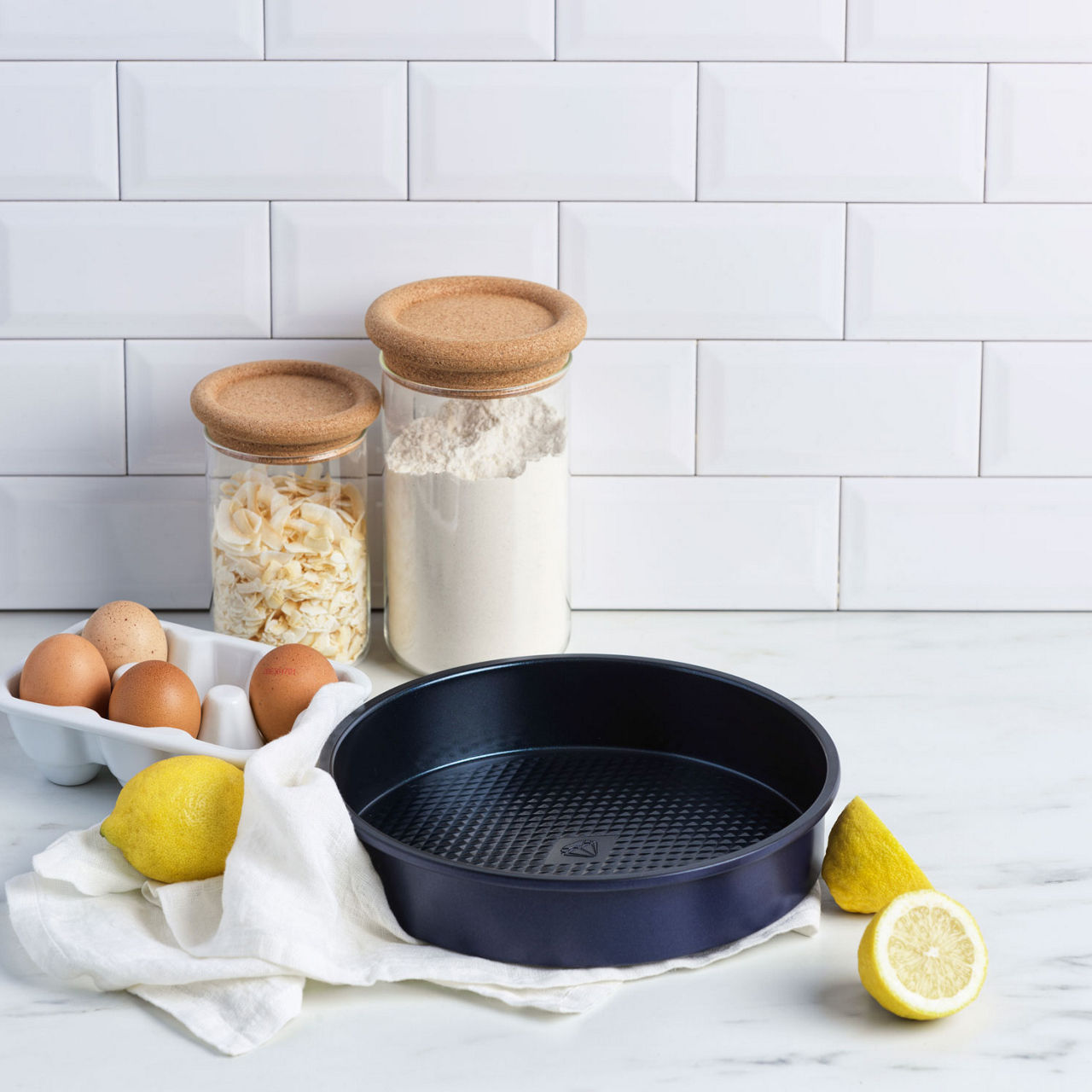 Round Cake Tin 23cm