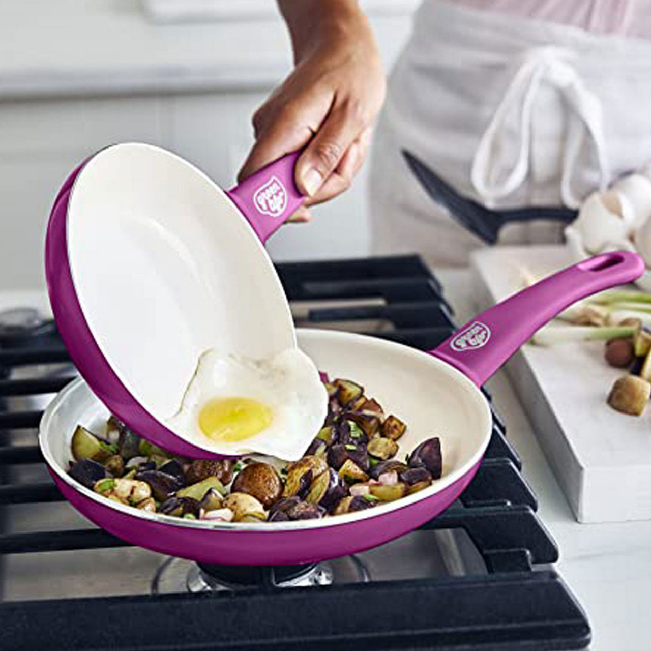 Two-Piece Frying Pan Set 18-26cm