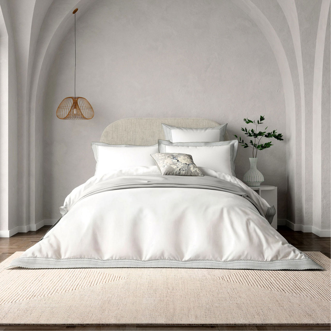 Asrid Coordinated Bedding White and Silver