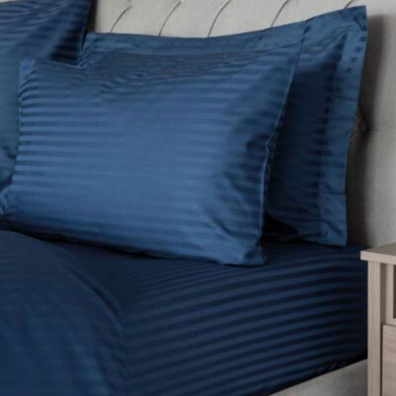 Hotel Suite 540 Thread Count Satin Stripe Flat Sheet Navy