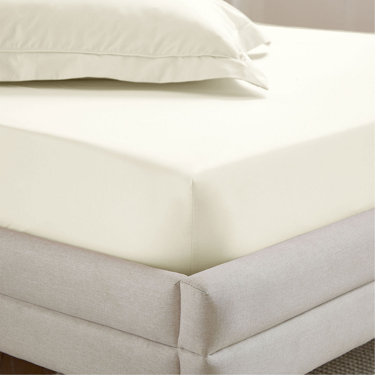 400 Thread Count Fitted Sheet  Cream
