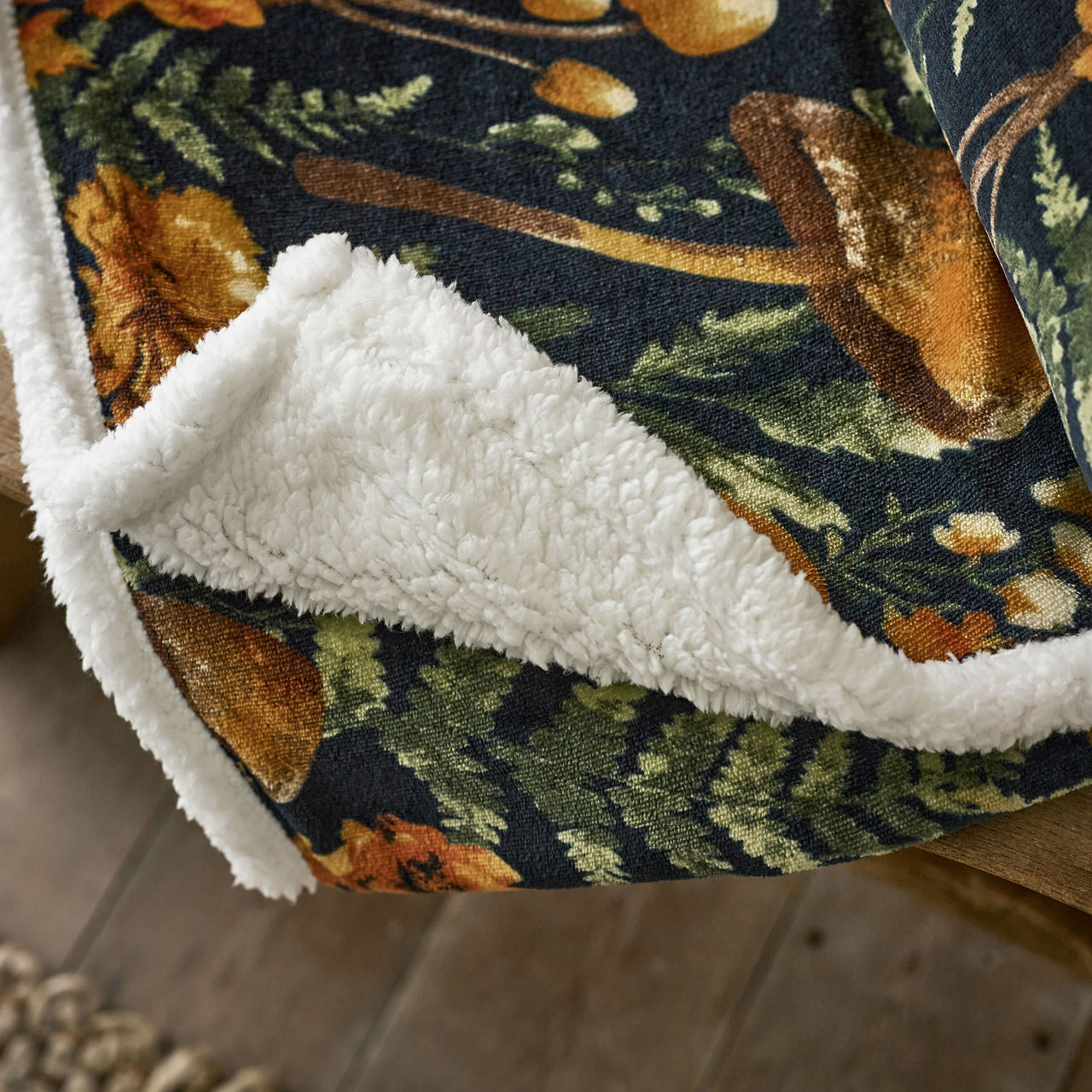 Mushroom Throw Multi