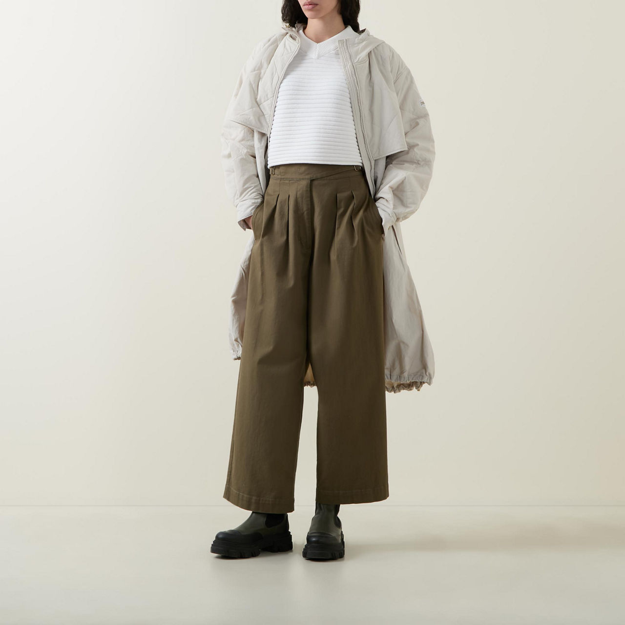 Zola Striped Cropped Sweater Zola Striped Cropped Sweater