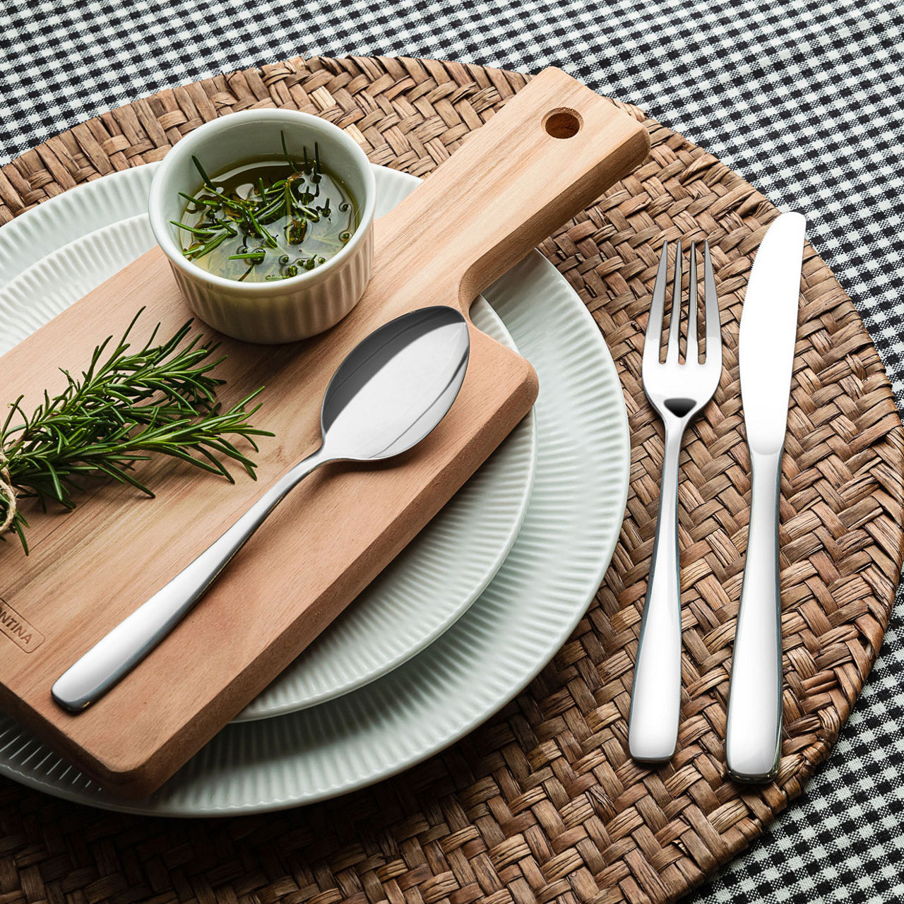 16-Piece Stainless Steel Cutlery Set