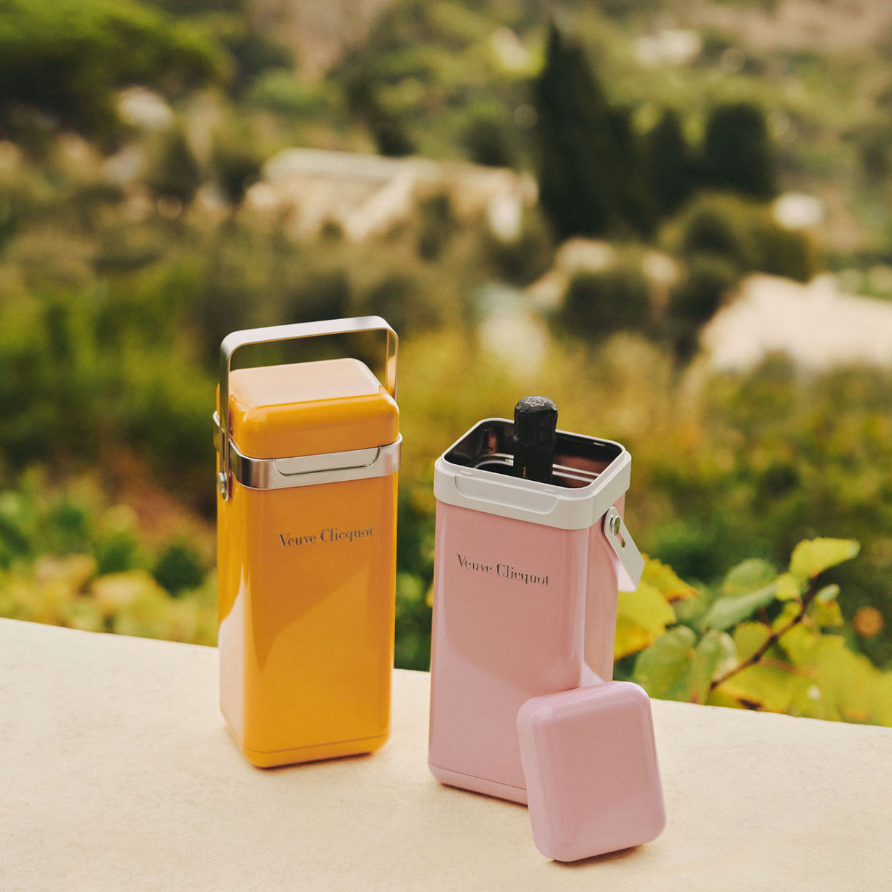 Brut Rosé with Cooler Box