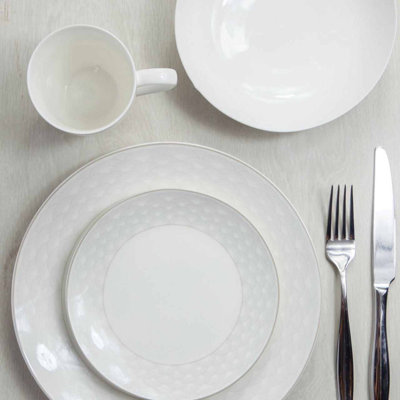 16-Piece Harlequin Coupe Grey Edged Dinner Set