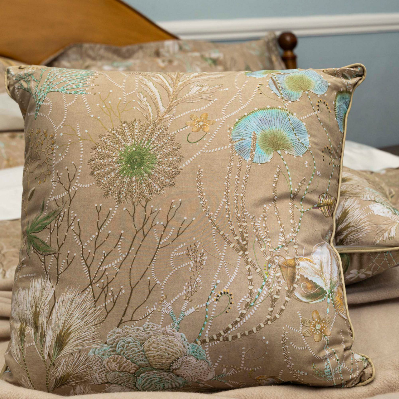 400 Thread Count Coraline Floral Square Cushion