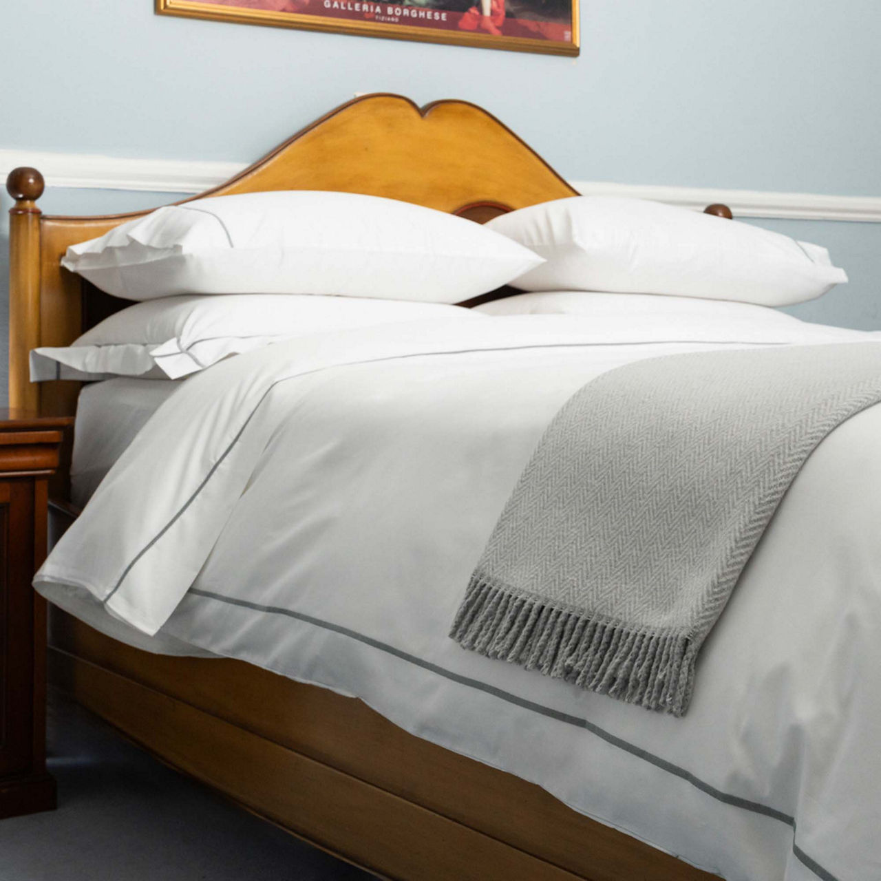 Sea Breeze Flat Sheet 310 Thread Count White-Grey Sea Breeze Flat Sheet 310 Thread Count White-Grey