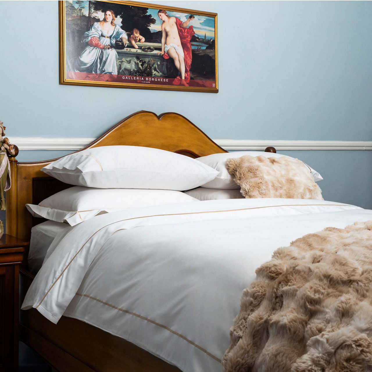 Sea Breeze Coordinated Bedding White & Gold