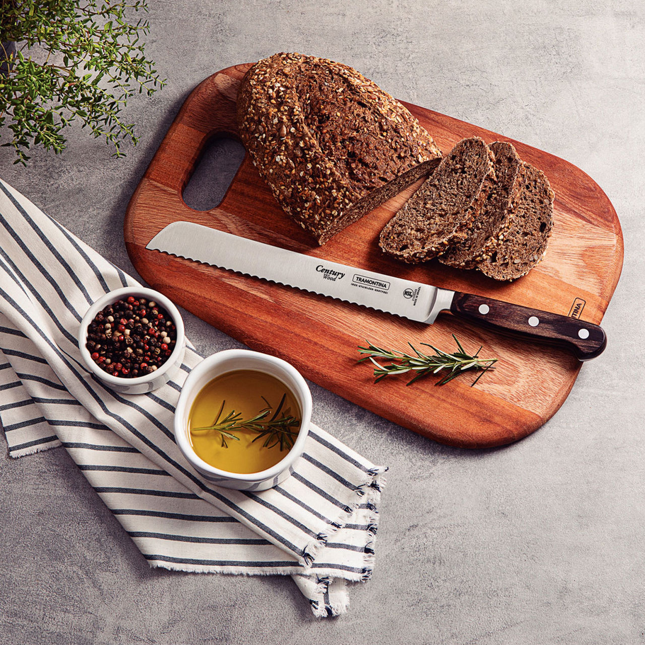 Bread Knife 20cm