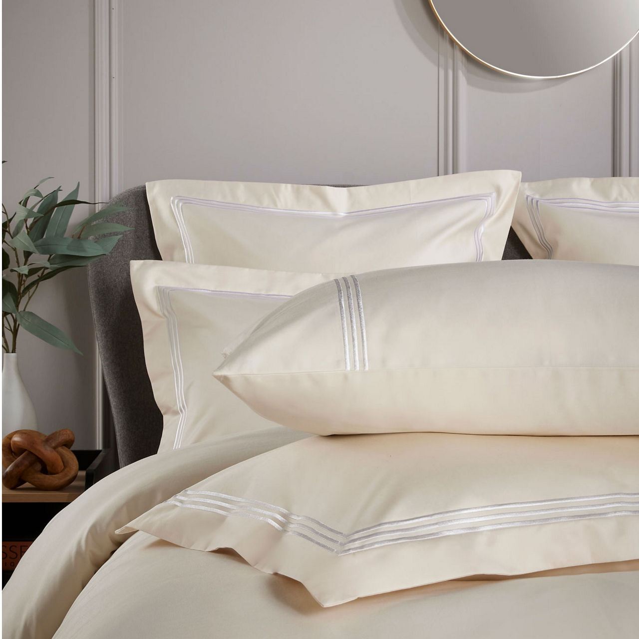 Triple Row Cord 800 Thread Count Standard Pillowcase Pair White on Ivory