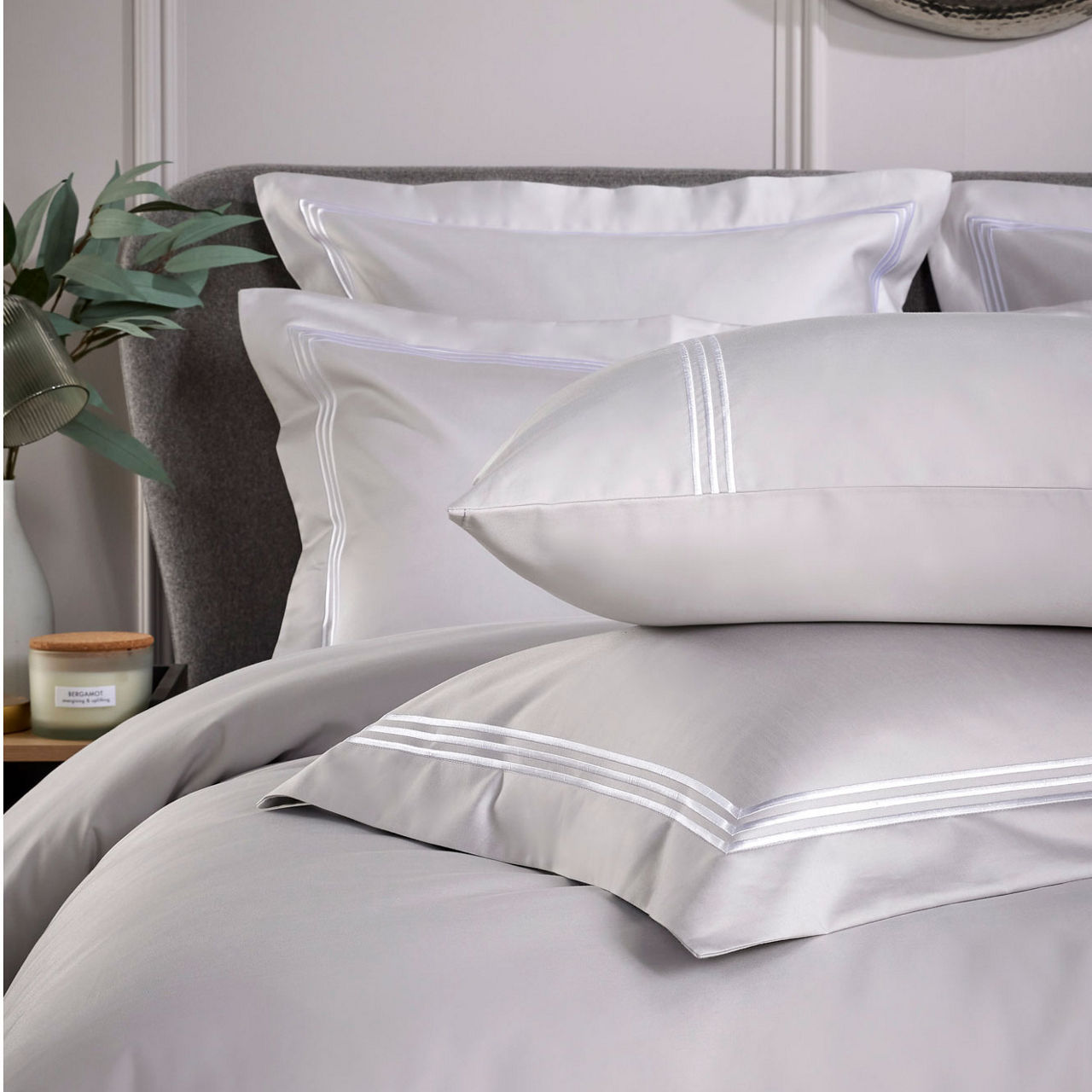 Triple Row Cord 800 Thread Count Oxford Pillowcase White on Grey