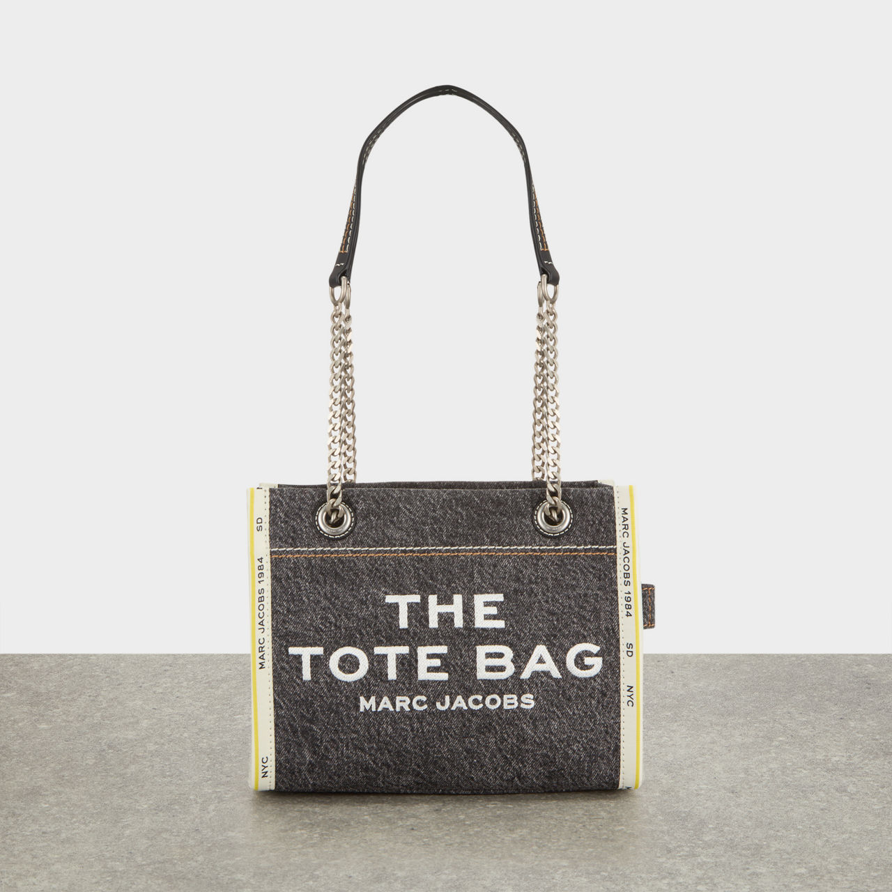 ショルダーバッグ・ポシェット MARC JACOBS MINI BAGS COTTON Amazon.com: Marc Jacobs The Denim Chain Crossbody Tote Bag