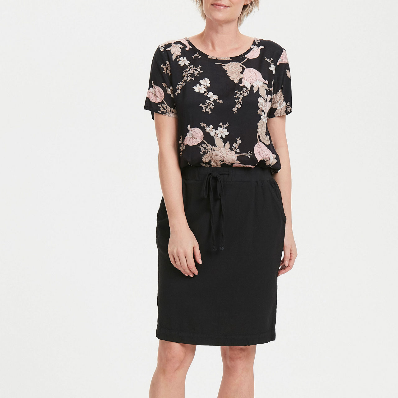 Naya Drawstring Mini Skirt Naya Drawstring Mini Skirt