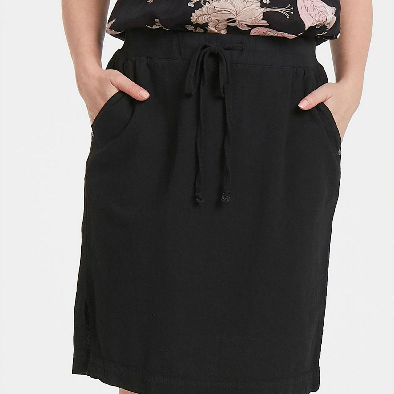 Naya Drawstring Mini Skirt Naya Drawstring Mini Skirt