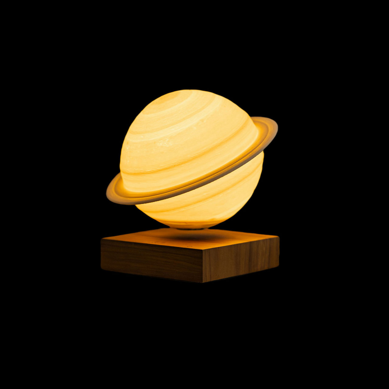 Smart Saturn Lamp