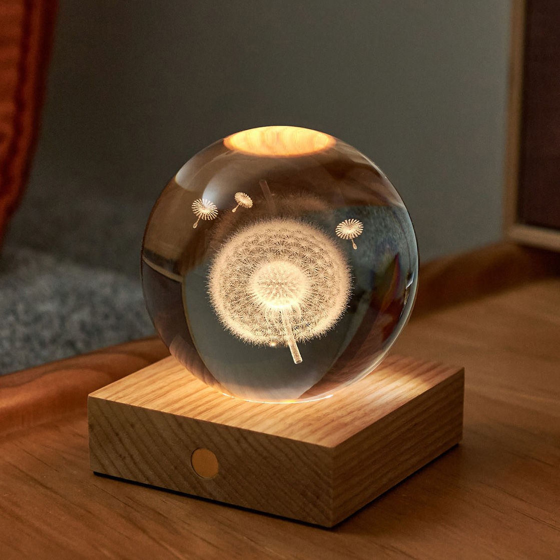 Amber Dandelions Crystal Light