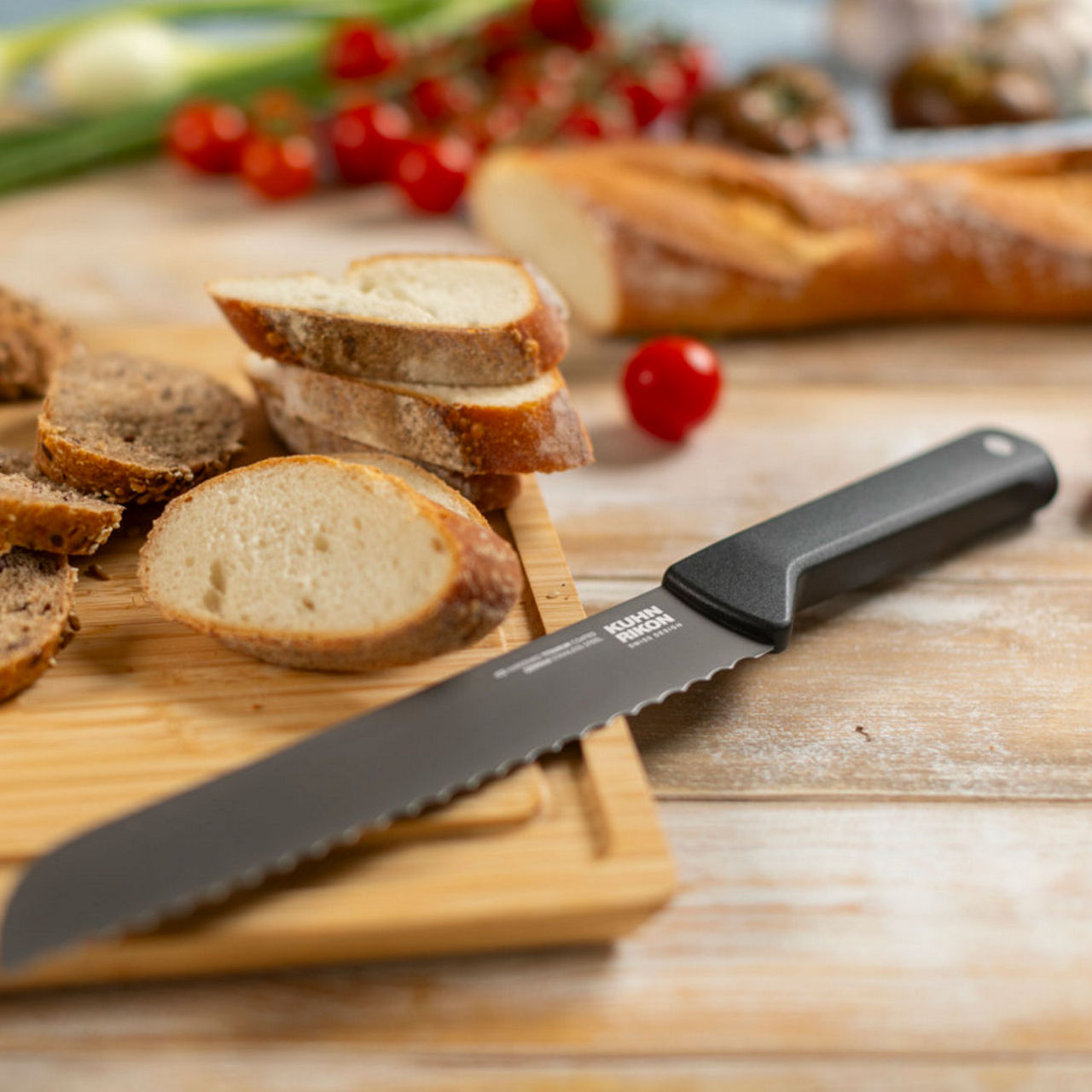 ICED Bread Knife (Half-Blister)