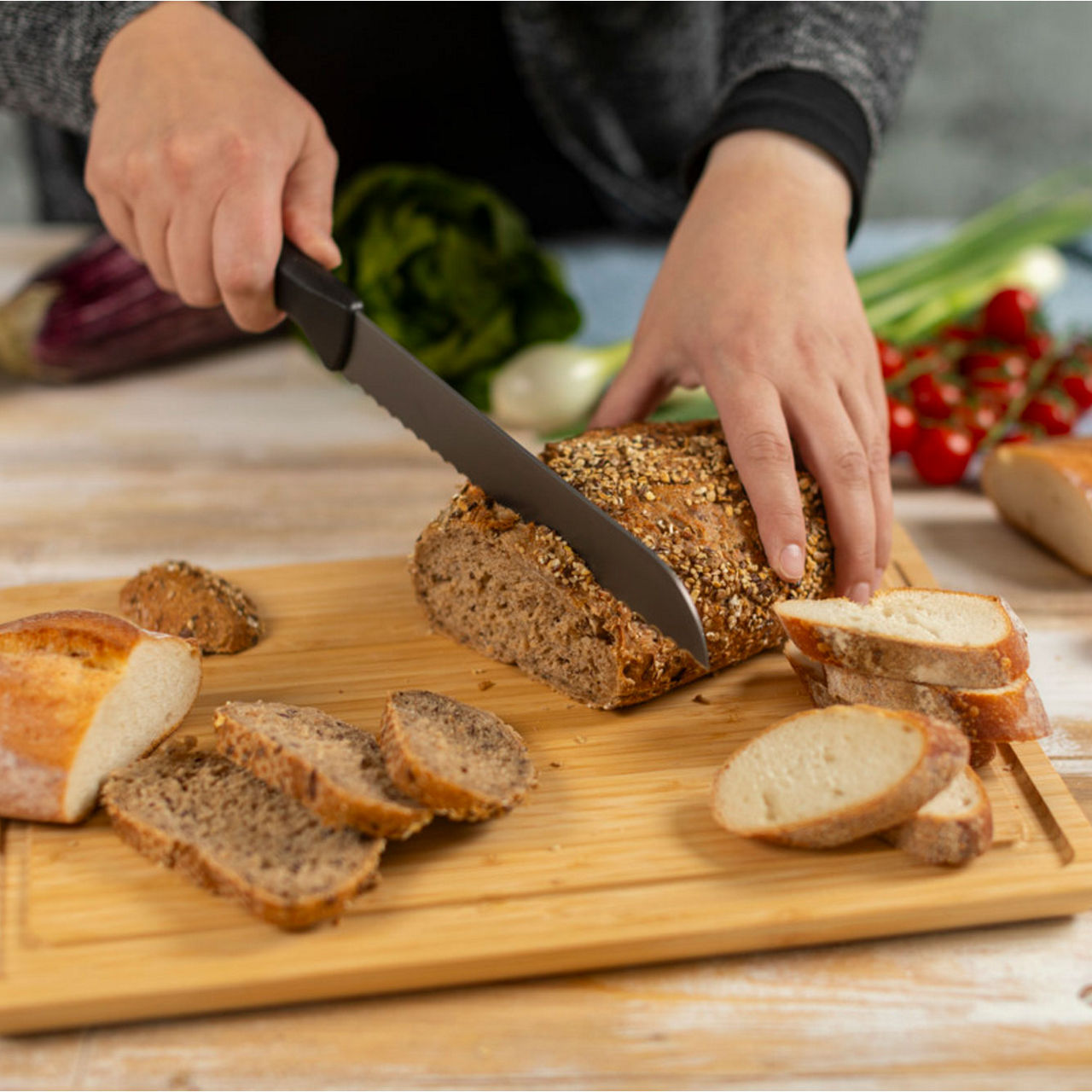 ICED Bread Knife (Half-Blister)