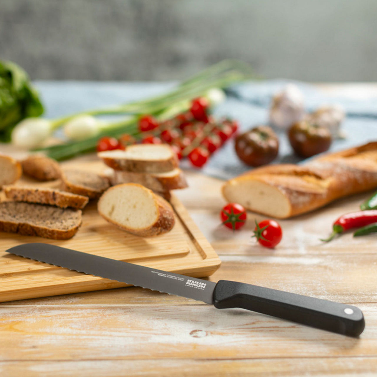 ICED Bread Knife (Half-Blister)
