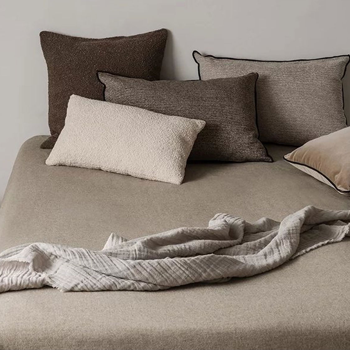 Velvet Cushion Moonbeam 60cm