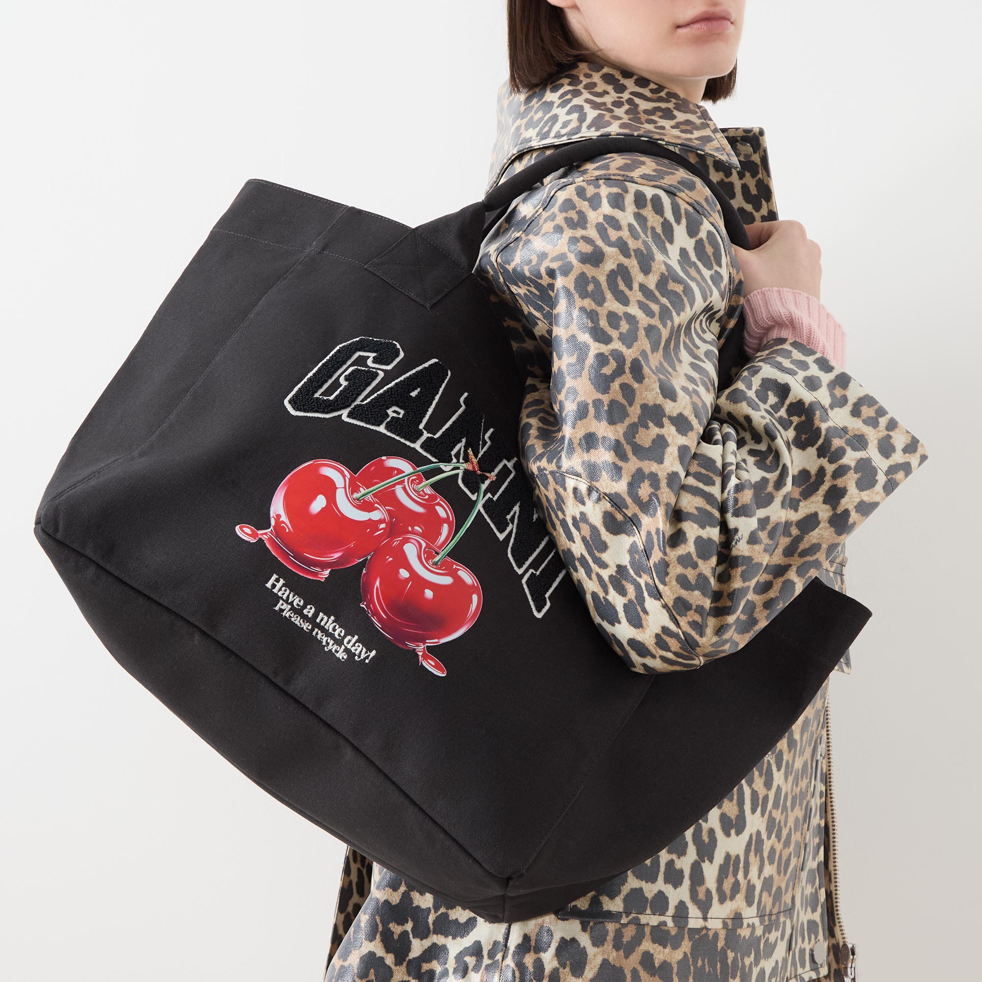 Logo Cherry Medium Tote Bag