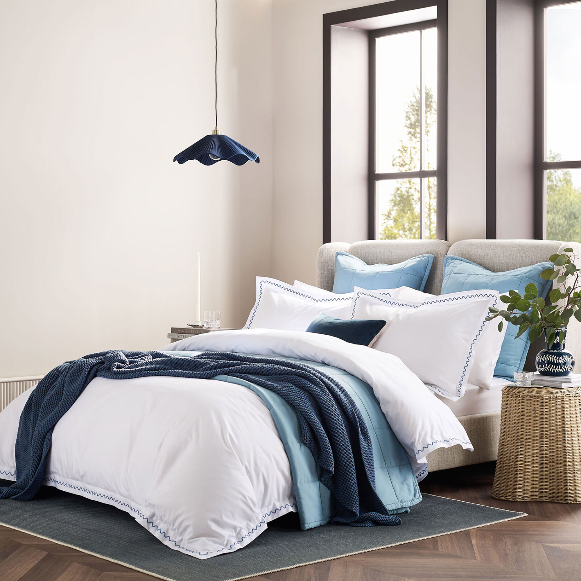 Wave Embroidery Duvet Set China Blue
