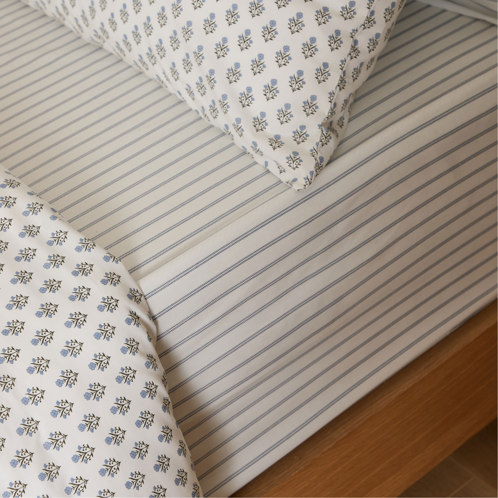 Emma Pinstripe Fitted Sheet Cream