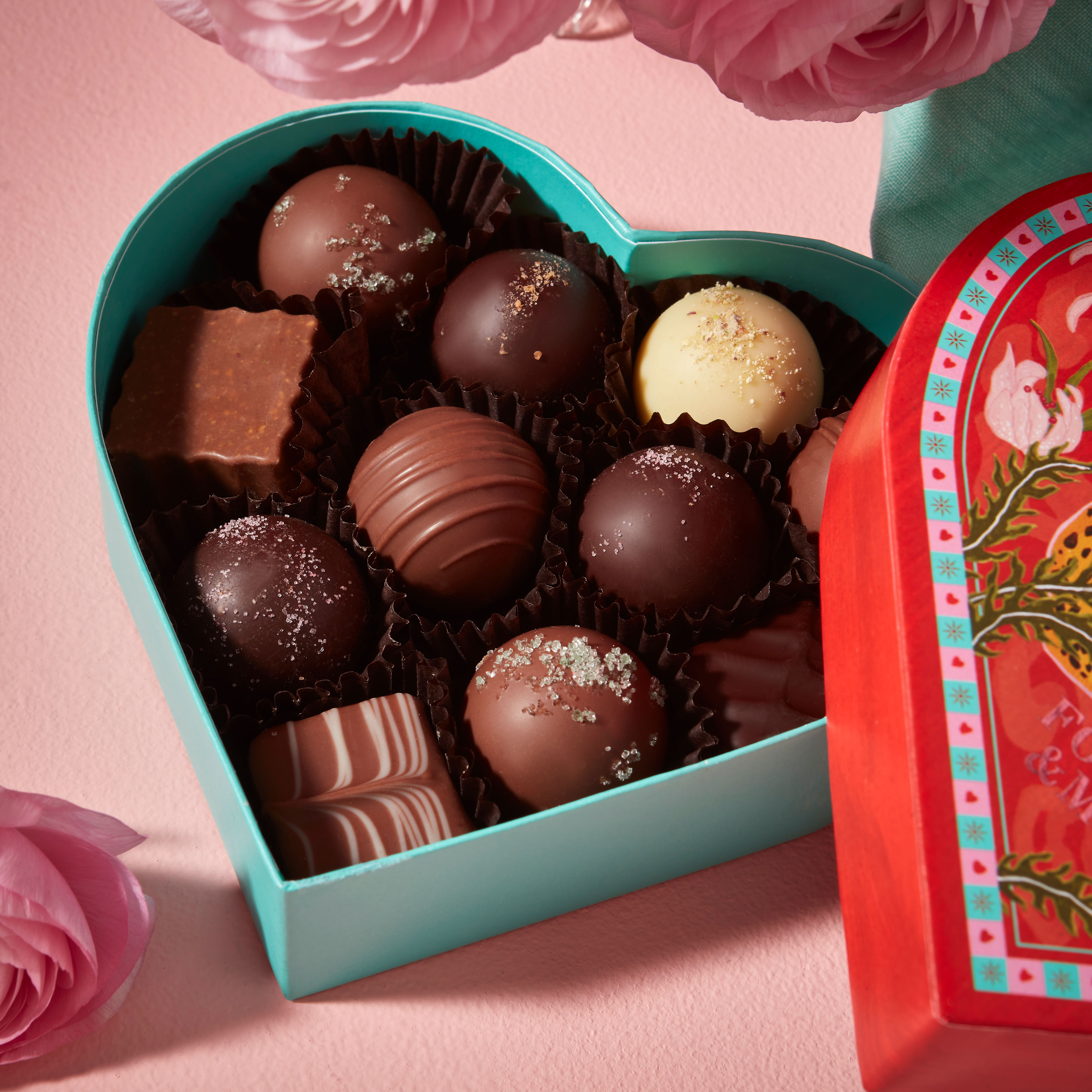 Heart Chocolate Selection Box 135g