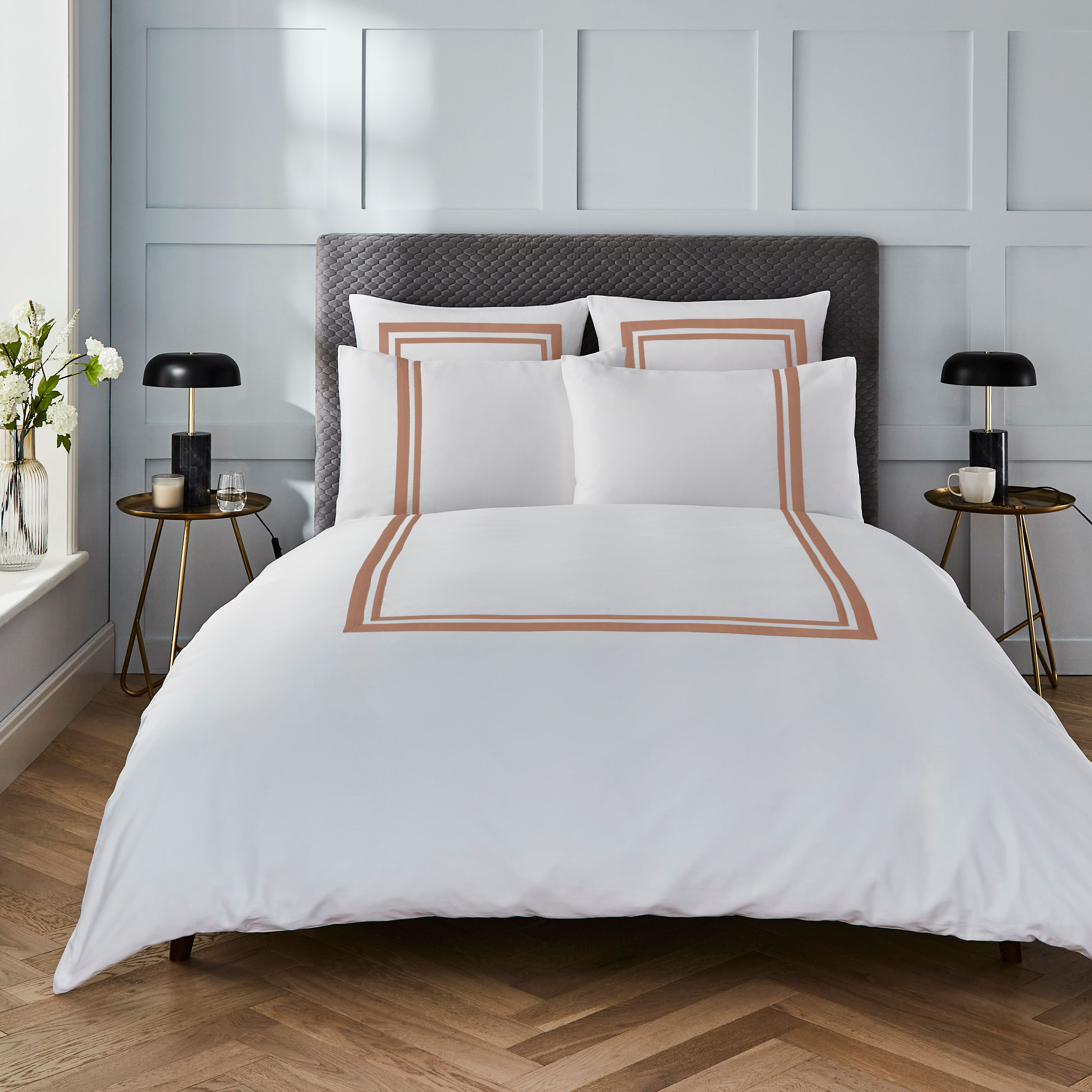 400 Thread Count Wide Narrow Stripe Duvet set White on Mocha Mattress & Pillow Protector