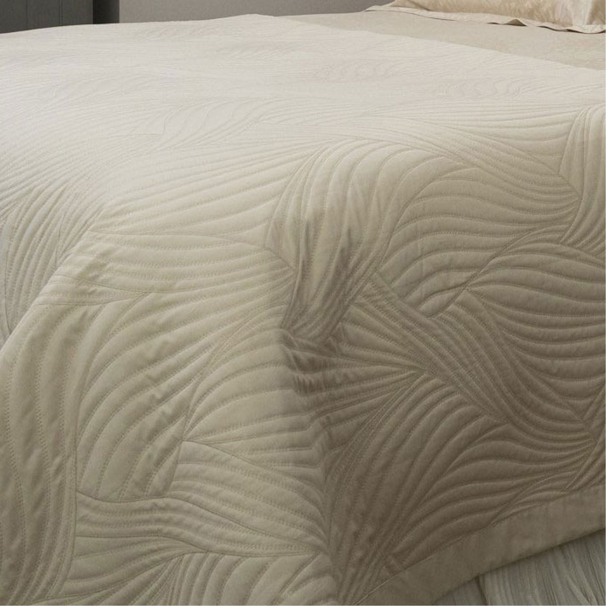 Valois Cotton Sateen Bedspread